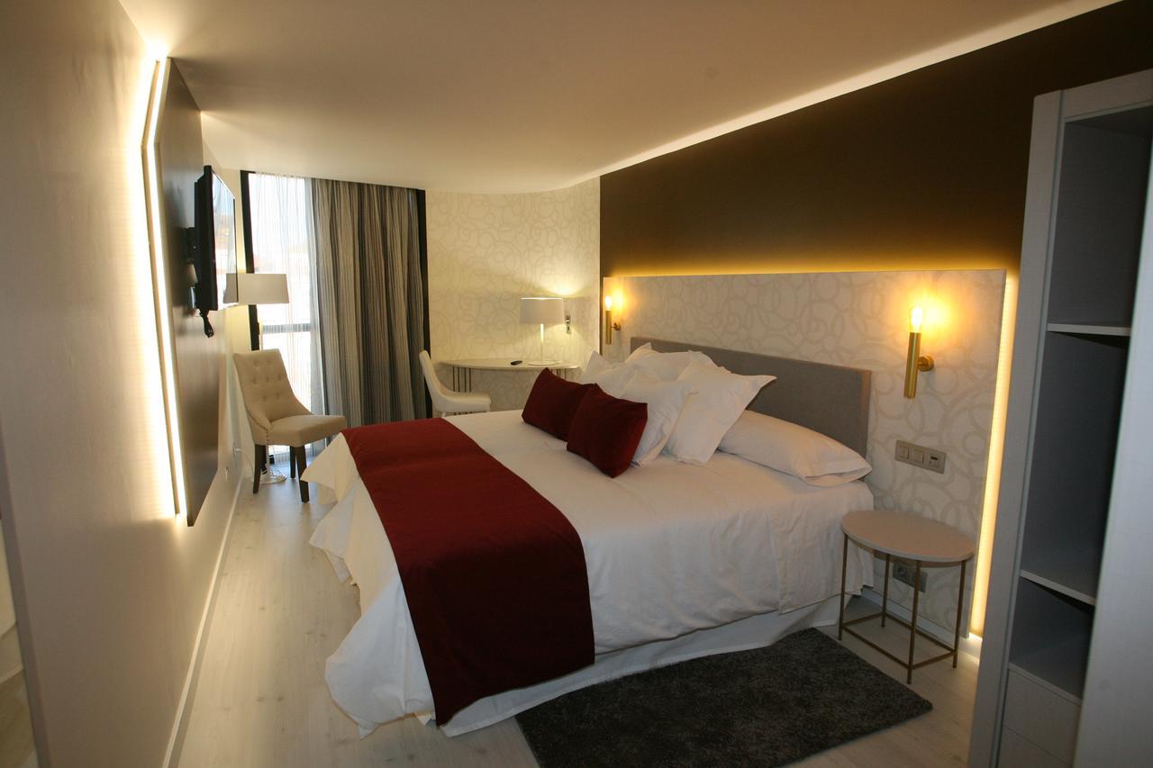 Hotel Cardenal Monforte De Lemos Esterno foto